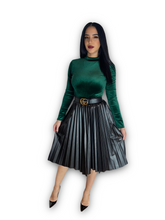 Load image into Gallery viewer, Pleated Leather Skirt