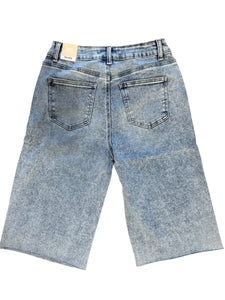 Ripped Bermuda Jeans