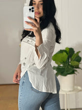 Load image into Gallery viewer, Embellish Blouse